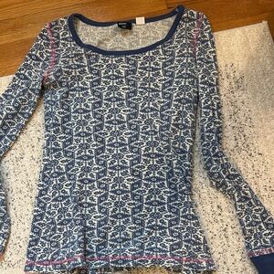 Blue and White Patterned Long Sleeve Waffle Top